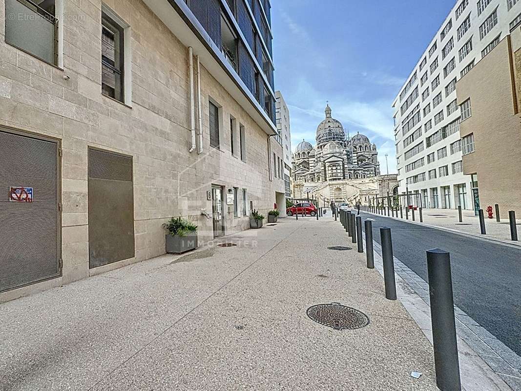 Appartement à MARSEILLE-2E