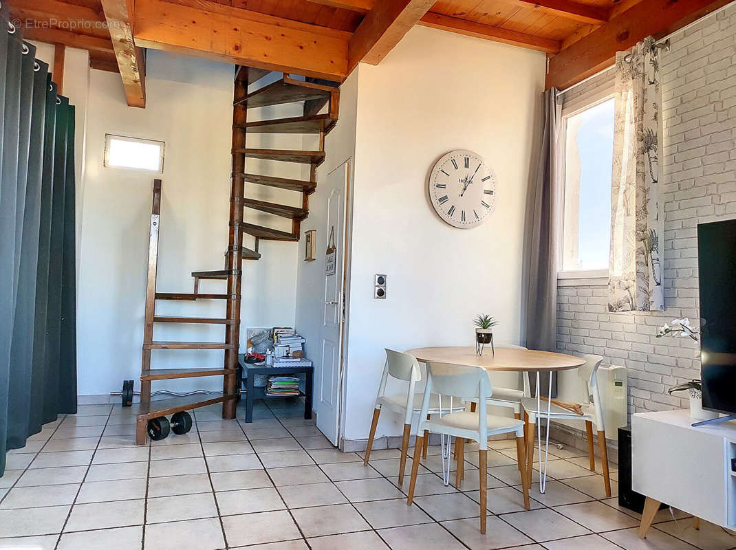 Appartement à MARSEILLE-13E