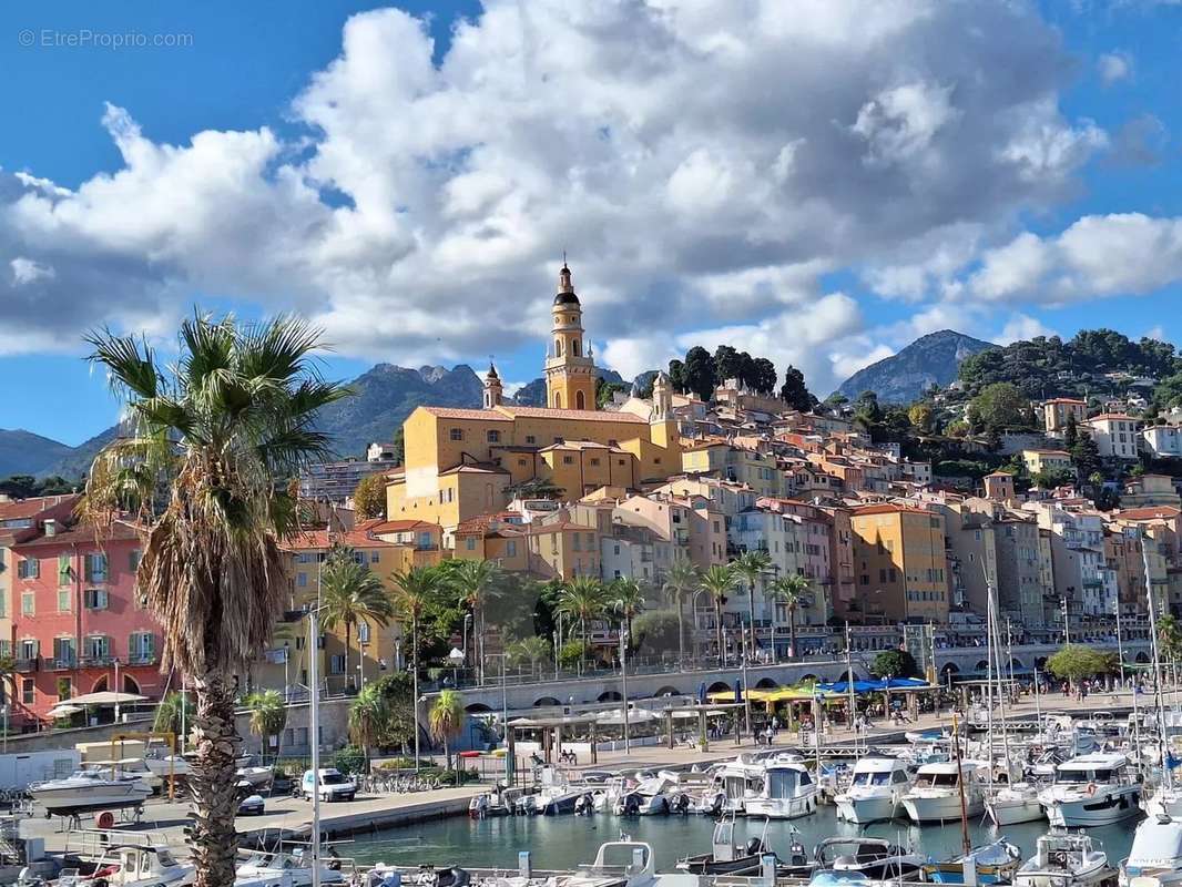 Appartement à MENTON