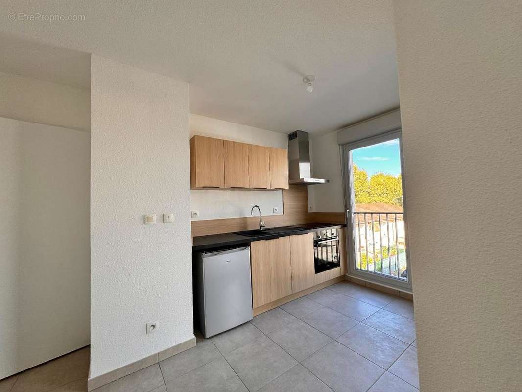   - Appartement à VILLEFRANCHE-SUR-SAONE