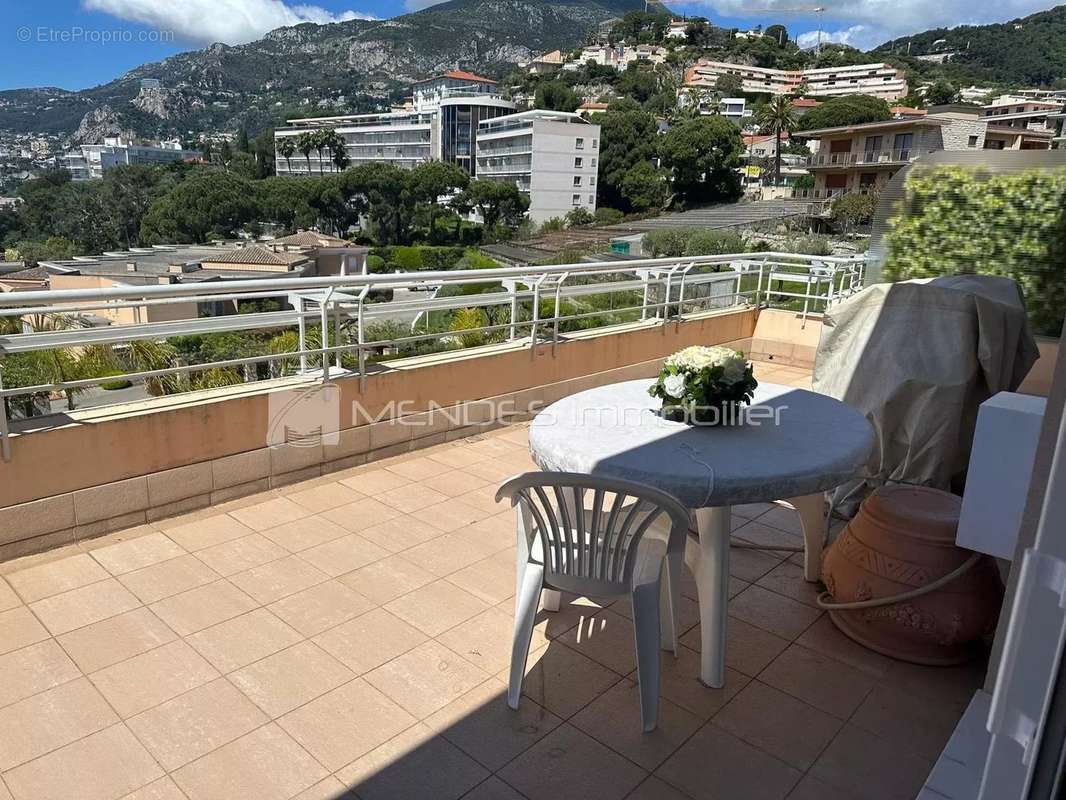 Appartement à ROQUEBRUNE-CAP-MARTIN