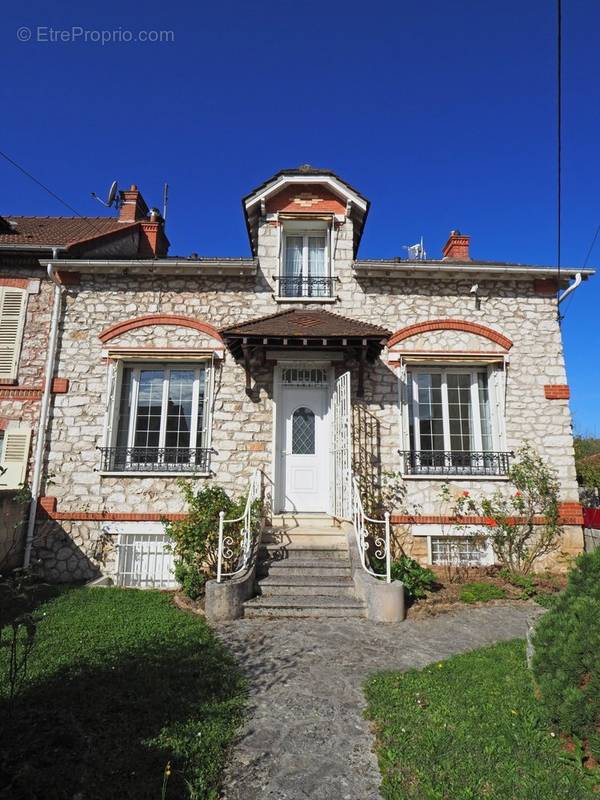 Maison à HERICY