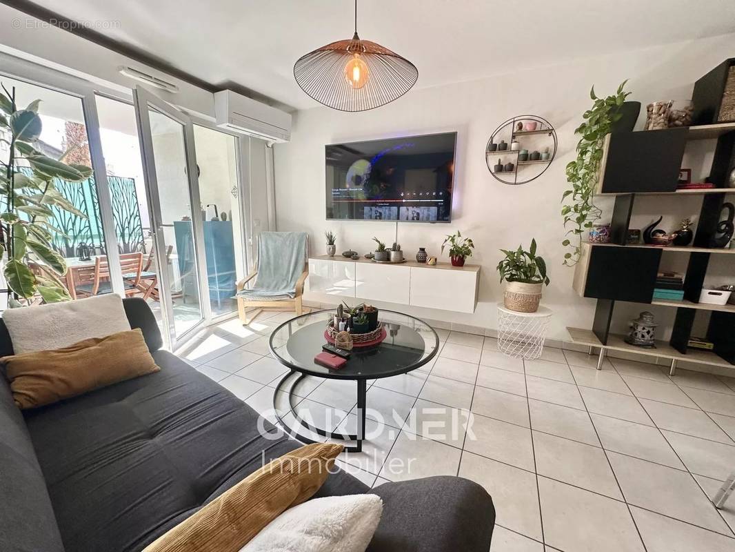 Appartement à MARSEILLE-10E