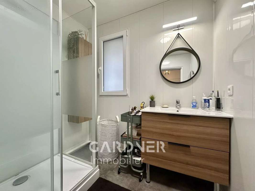 Appartement à MARSEILLE-10E