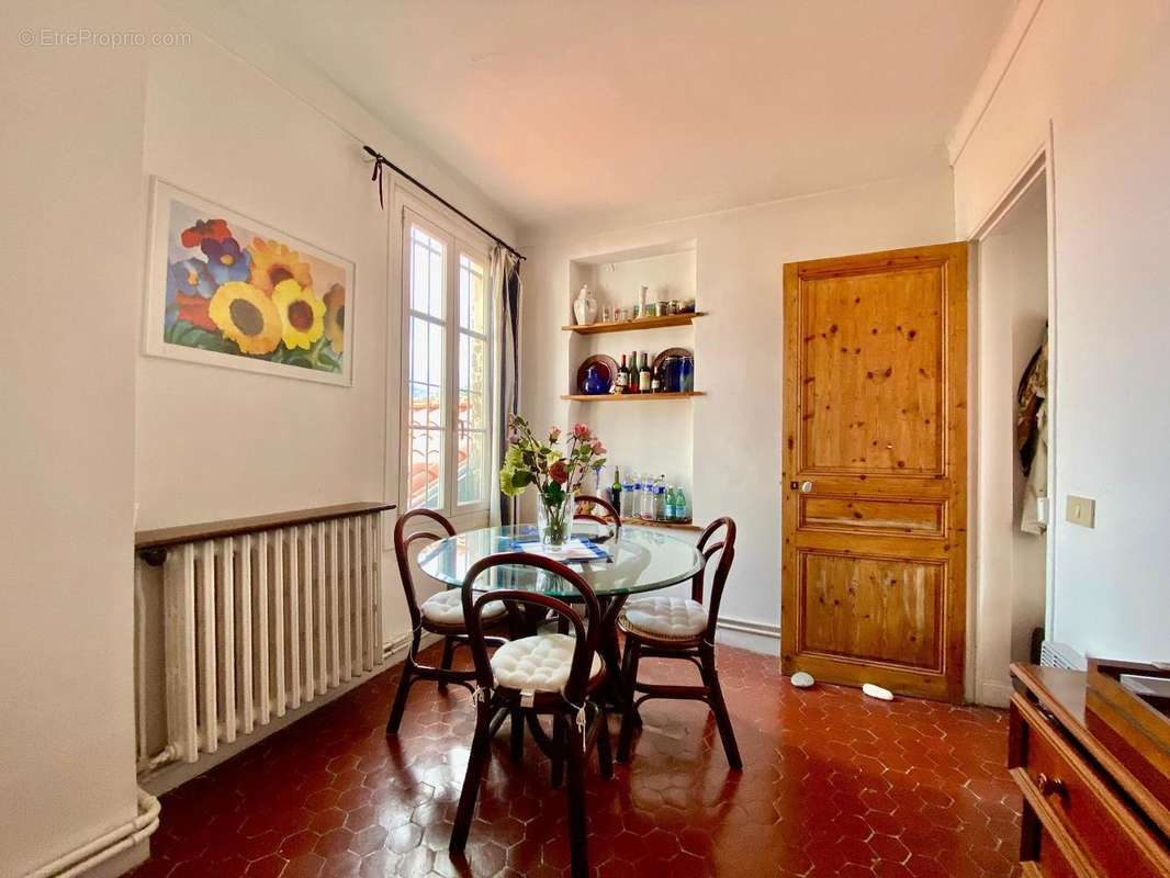   - Appartement à NICE