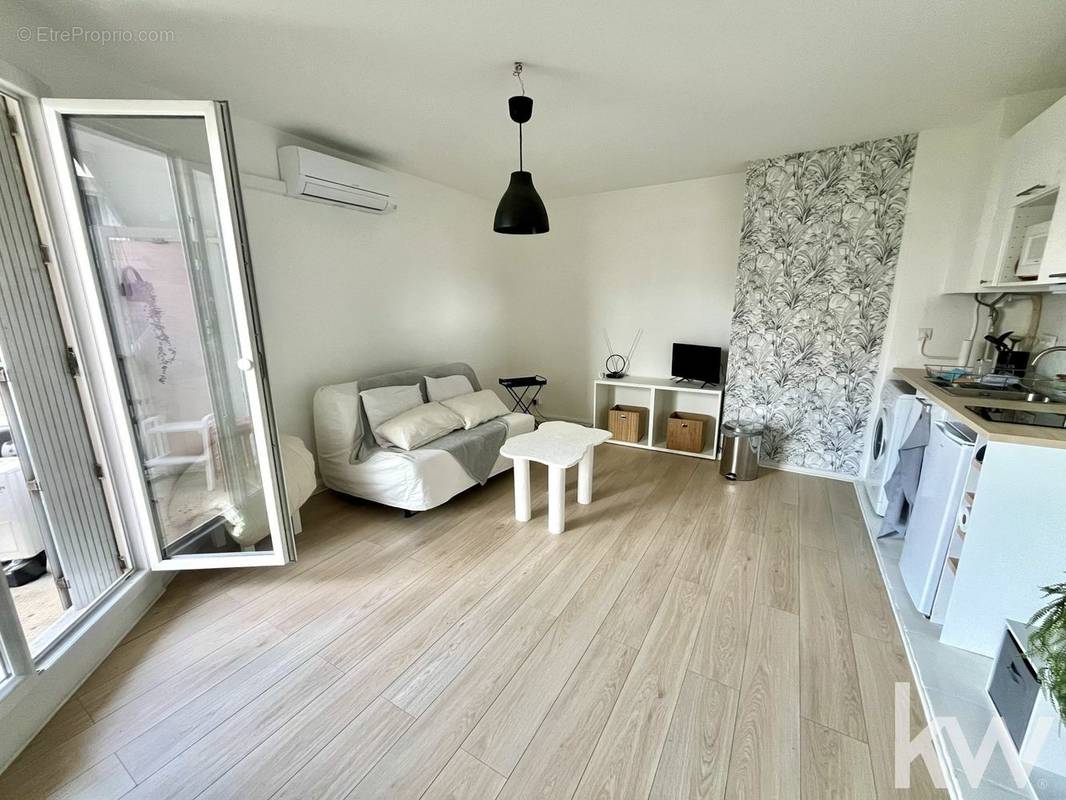 Appartement à MARSEILLE-3E