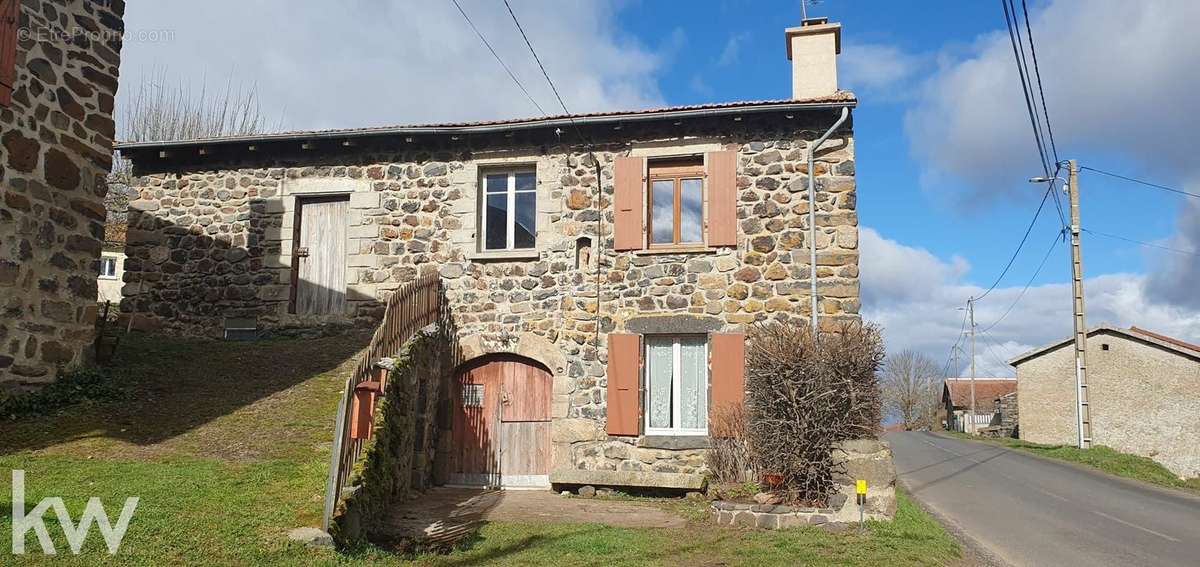 Maison à LE MONASTIER-SUR-GAZEILLE