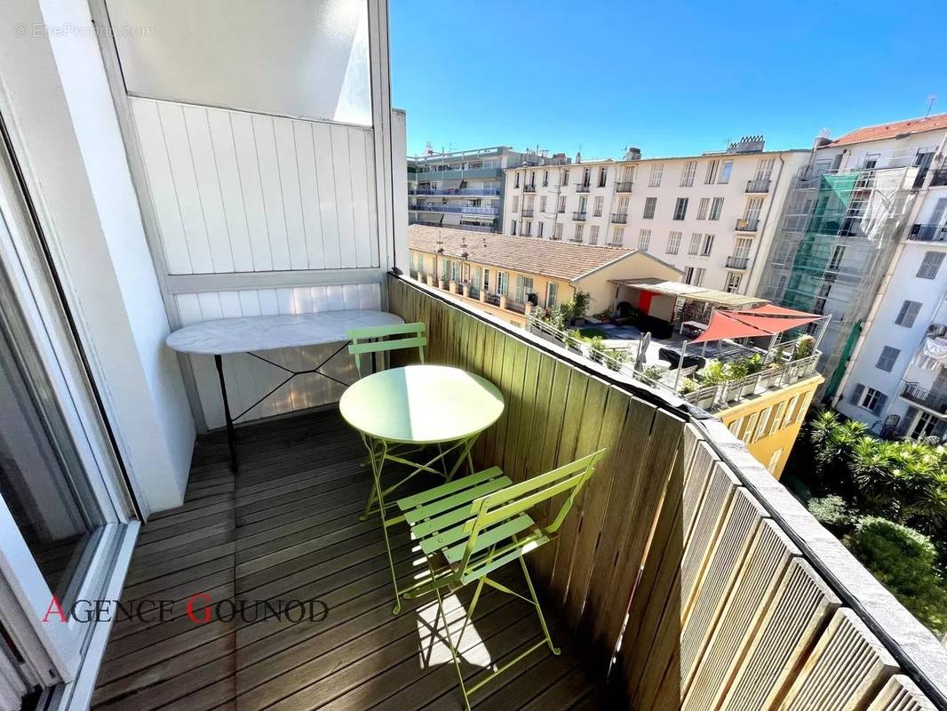 Appartement à NICE