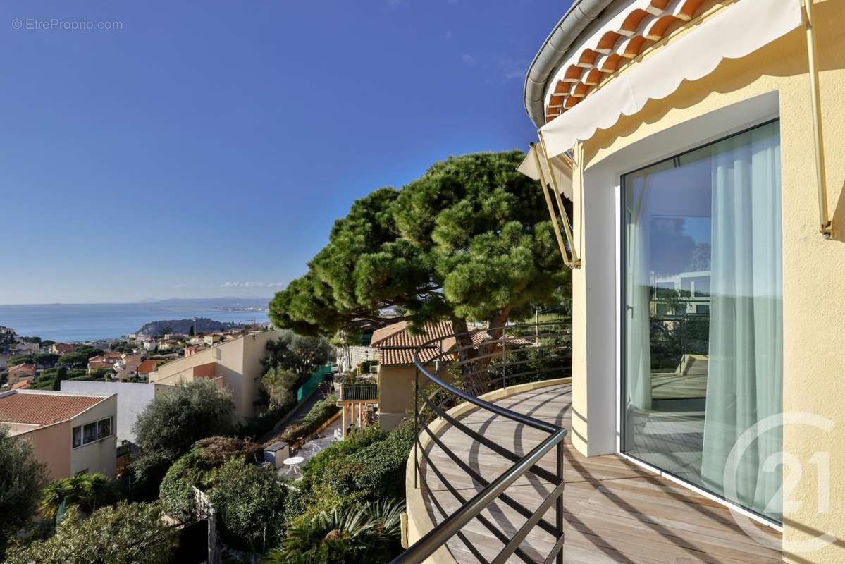 Appartement à VILLEFRANCHE-SUR-MER