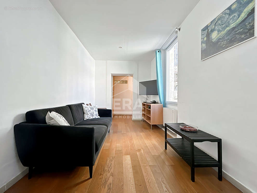 Appartement à MARSEILLE-4E