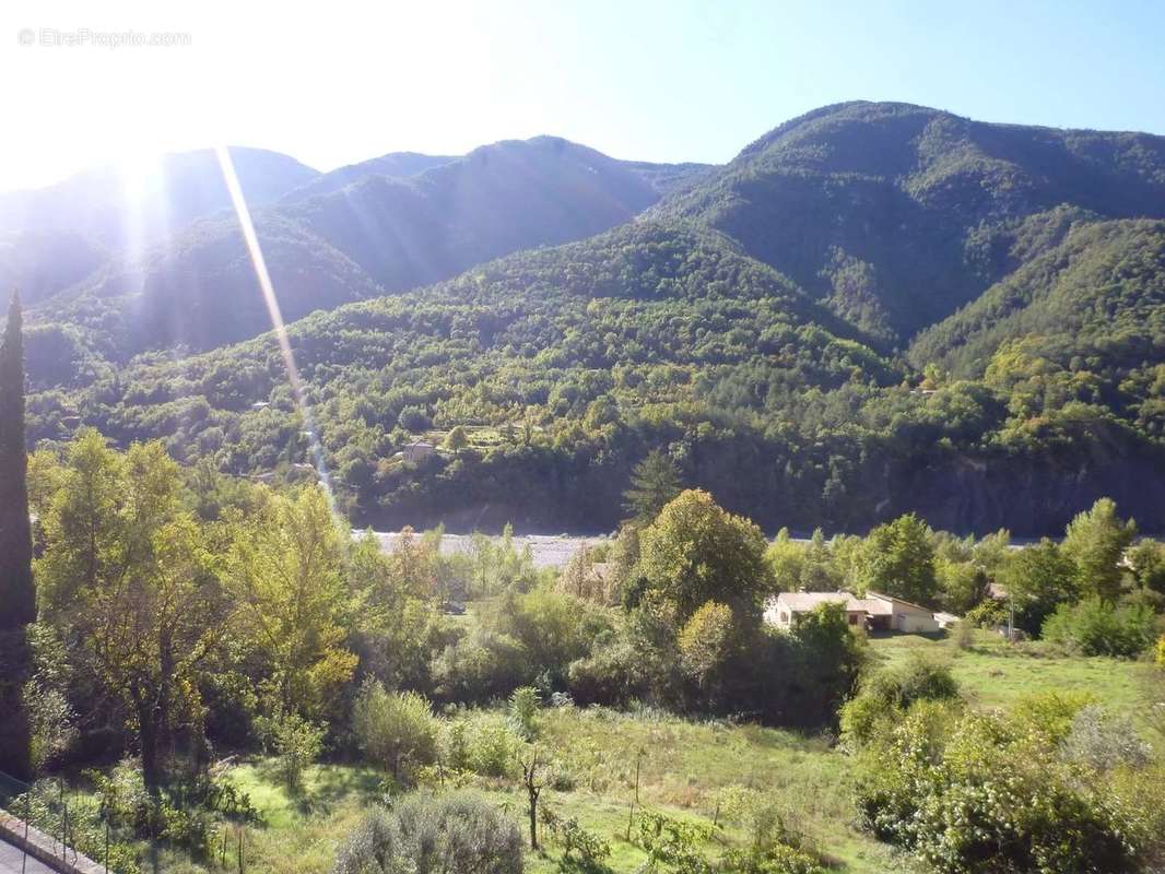 Appartement à TOUET-SUR-VAR