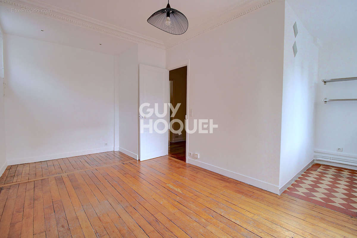 Appartement à PARIS-20E