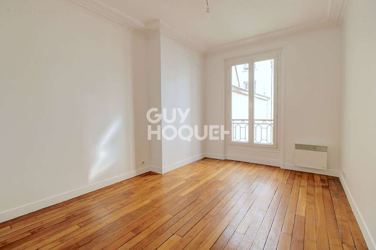 Appartement à PARIS-20E