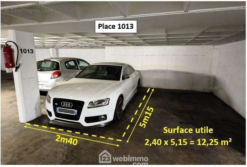 Parking à PARIS-20E