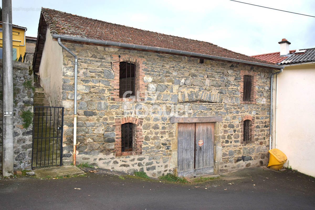 Maison à THIERS