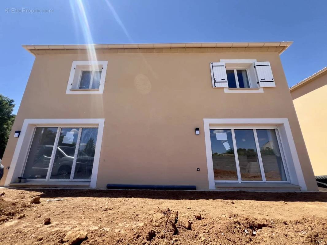 Maison à SAINT-MAXIMIN-LA-SAINTE-BAUME