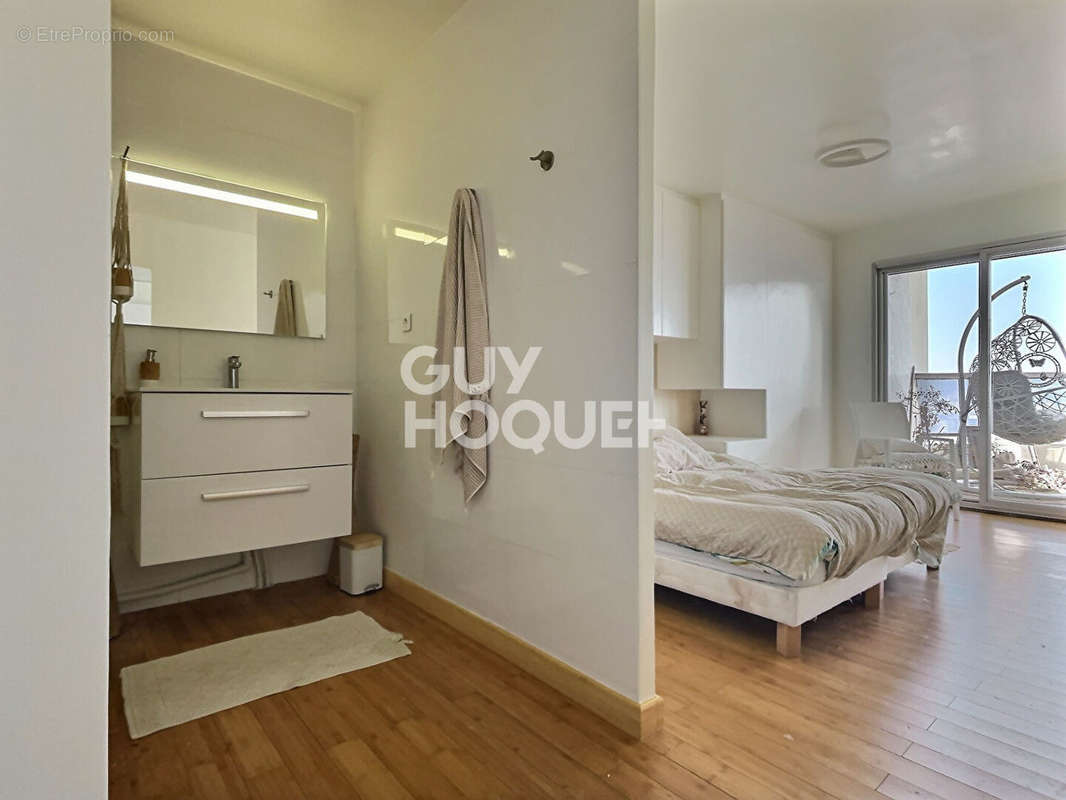 Appartement à MARSEILLE-8E