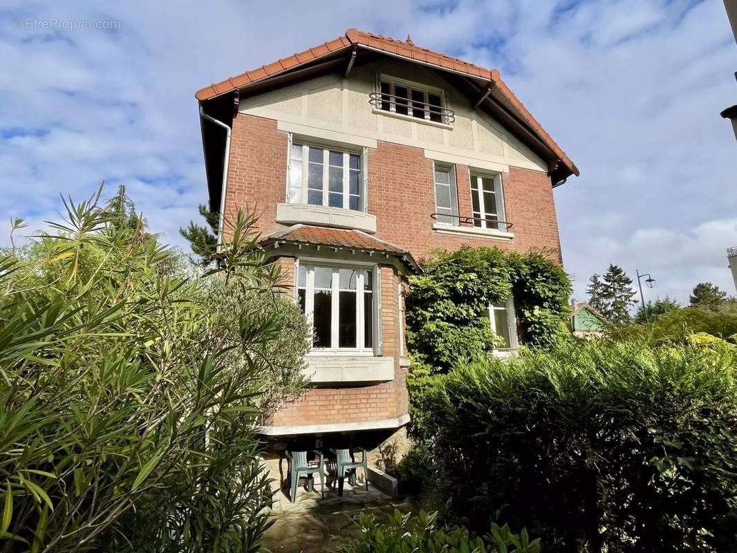 Maison à LE RAINCY