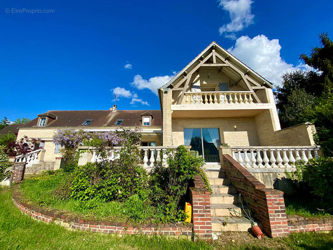 Maison à MARGNY-SUR-MATZ