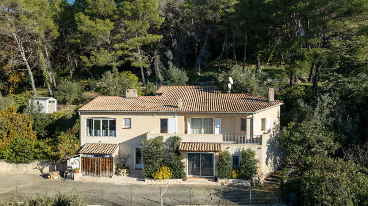 Maison à DRAGUIGNAN