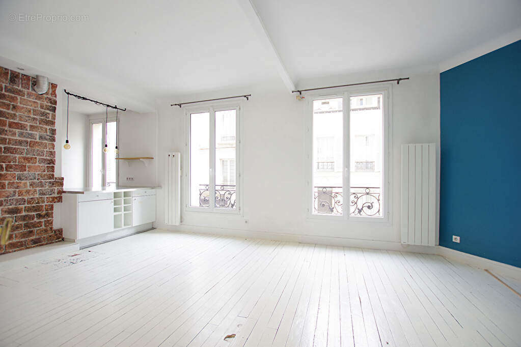 Appartement à PARIS-14E