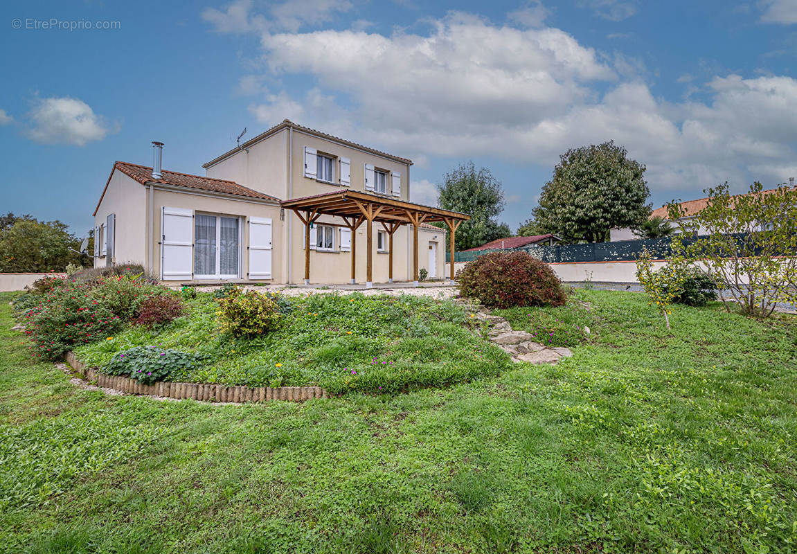 Maison à ROSNAY