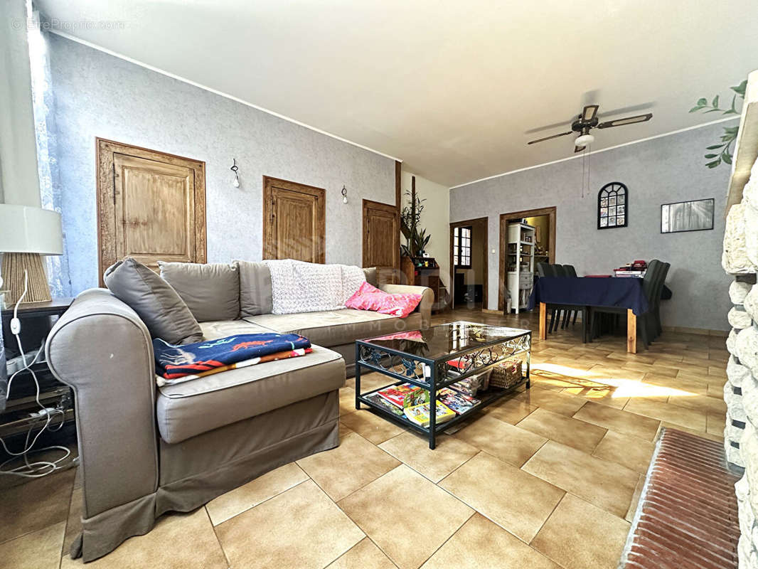 Appartement à JOIGNY