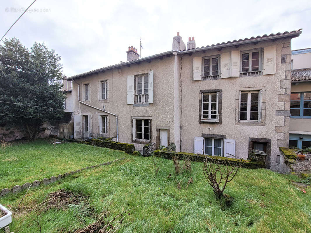 Appartement à LE PUY-EN-VELAY