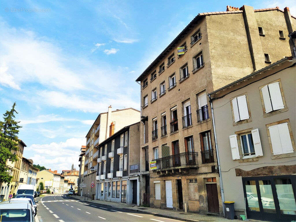 Appartement à ESPALY-SAINT-MARCEL