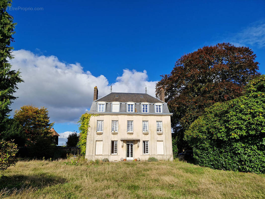 Maison à FRANQUEVILLE-SAINT-PIERRE