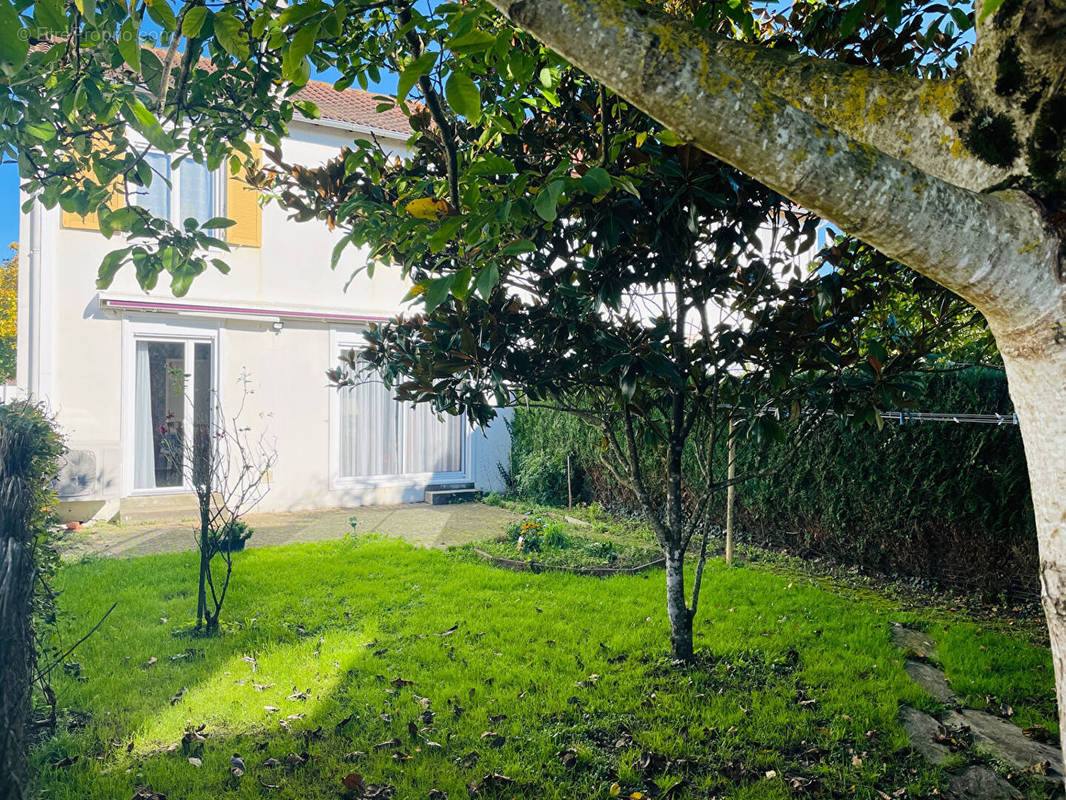 Maison à POITIERS