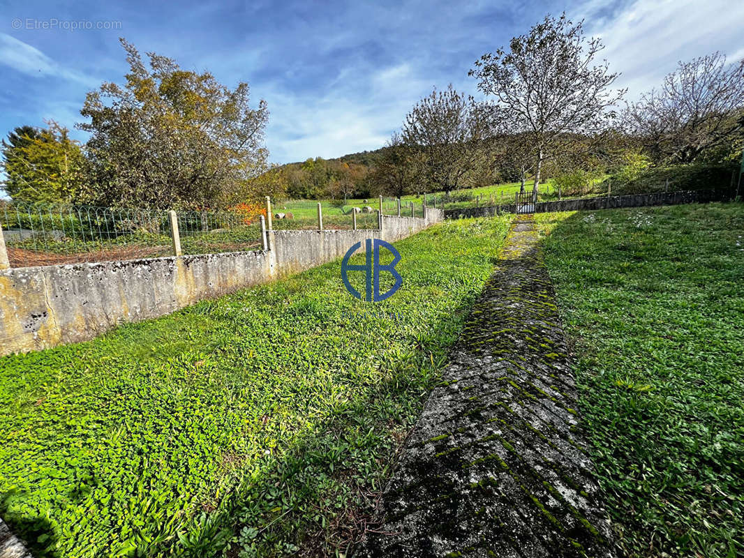 Maison à COUBLEVIE