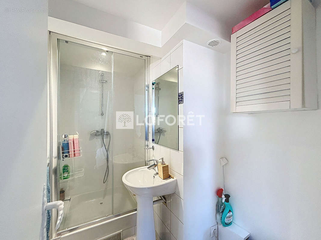 Appartement à PARIS-8E