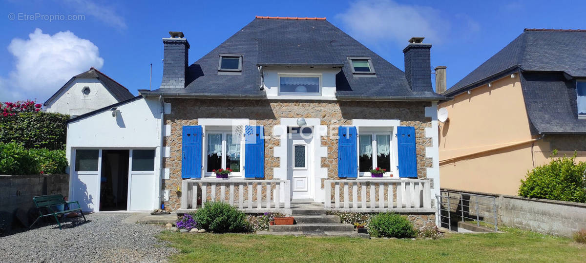 Maison à TREVOU-TREGUIGNEC