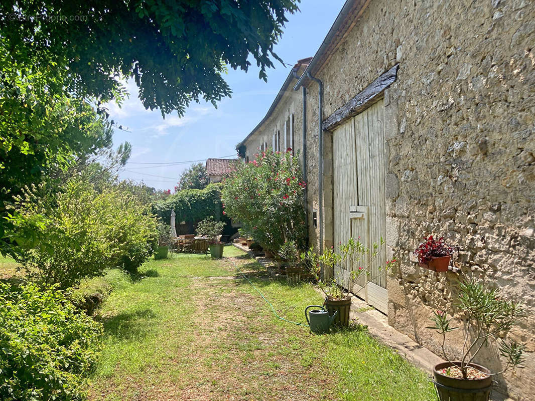 Maison à PELLEGRUE