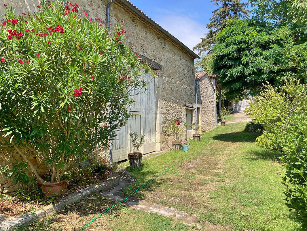 Maison à PELLEGRUE