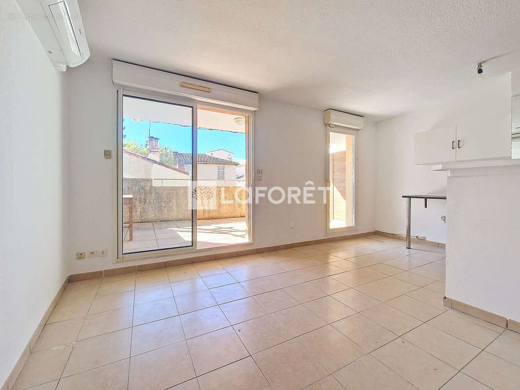 Appartement à MARSEILLE-8E