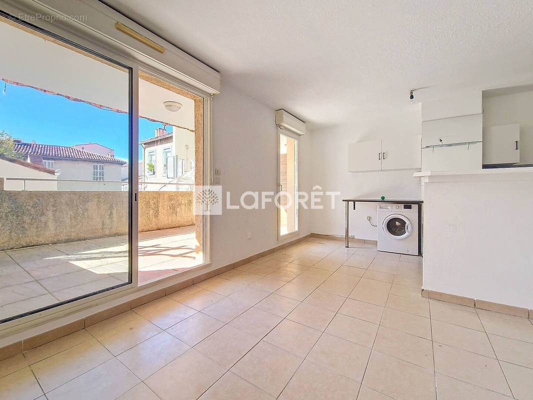 Appartement à MARSEILLE-8E