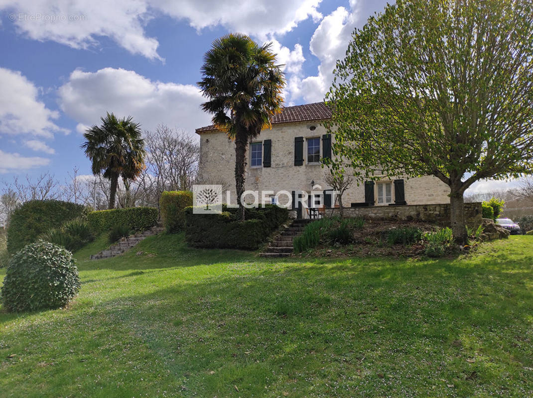 Maison à CAZES-MONDENARD