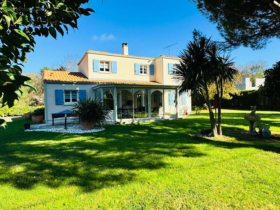 Maison à SAINT-SULPICE-DE-ROYAN