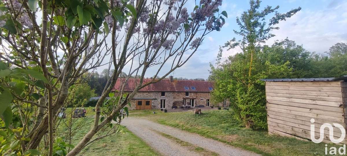 Photo 4 - Maison à SAINT-BRICE-DE-LANDELLES