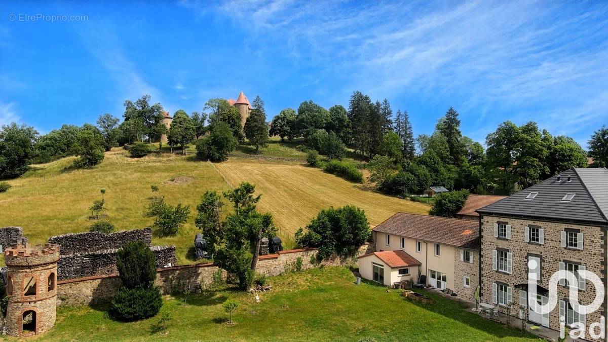 Photo 1 - Maison à VERNET-LA-VARENNE