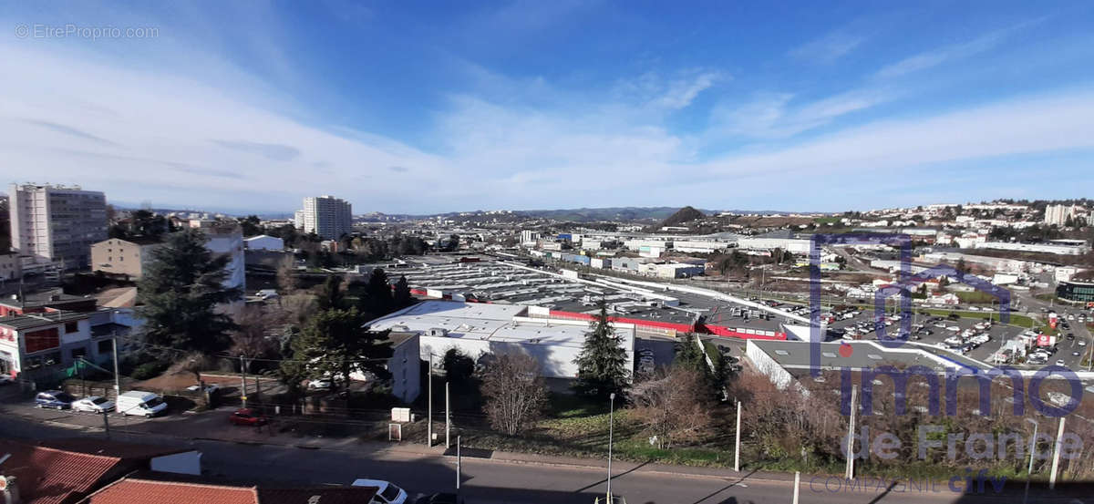 Appartement à SAINT-ETIENNE