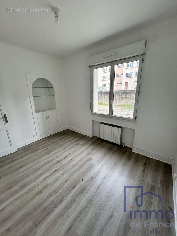 Appartement à SAINT-ETIENNE