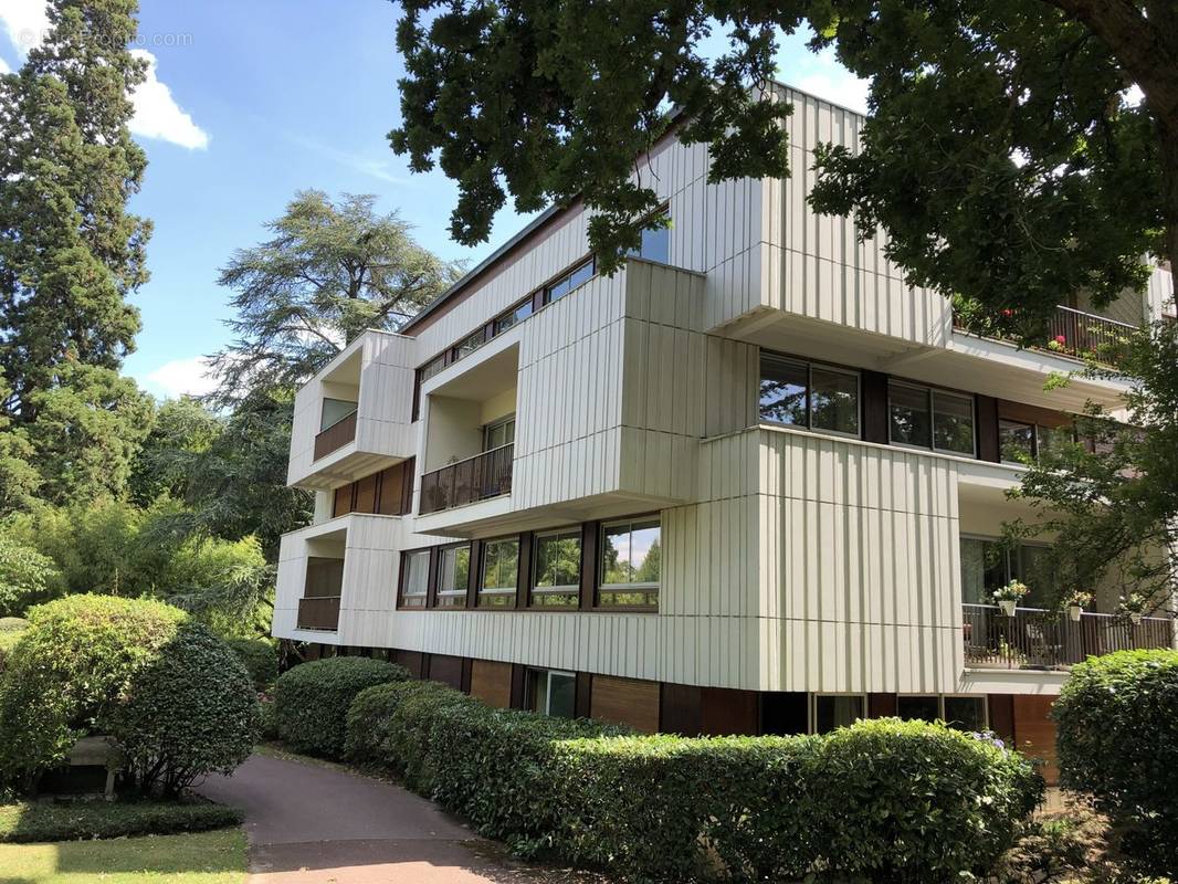 Appartement à LOUVECIENNES