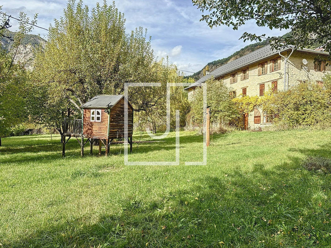 Maison à JAUSIERS