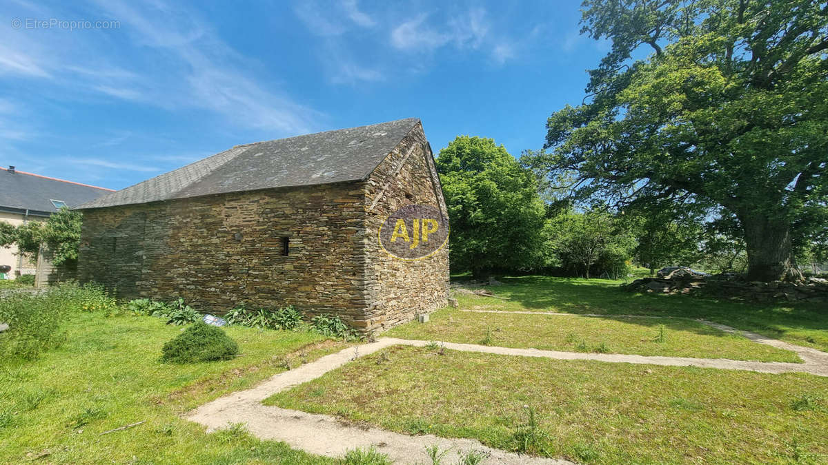 Maison à SAINTE-ANNE-SUR-VILAINE