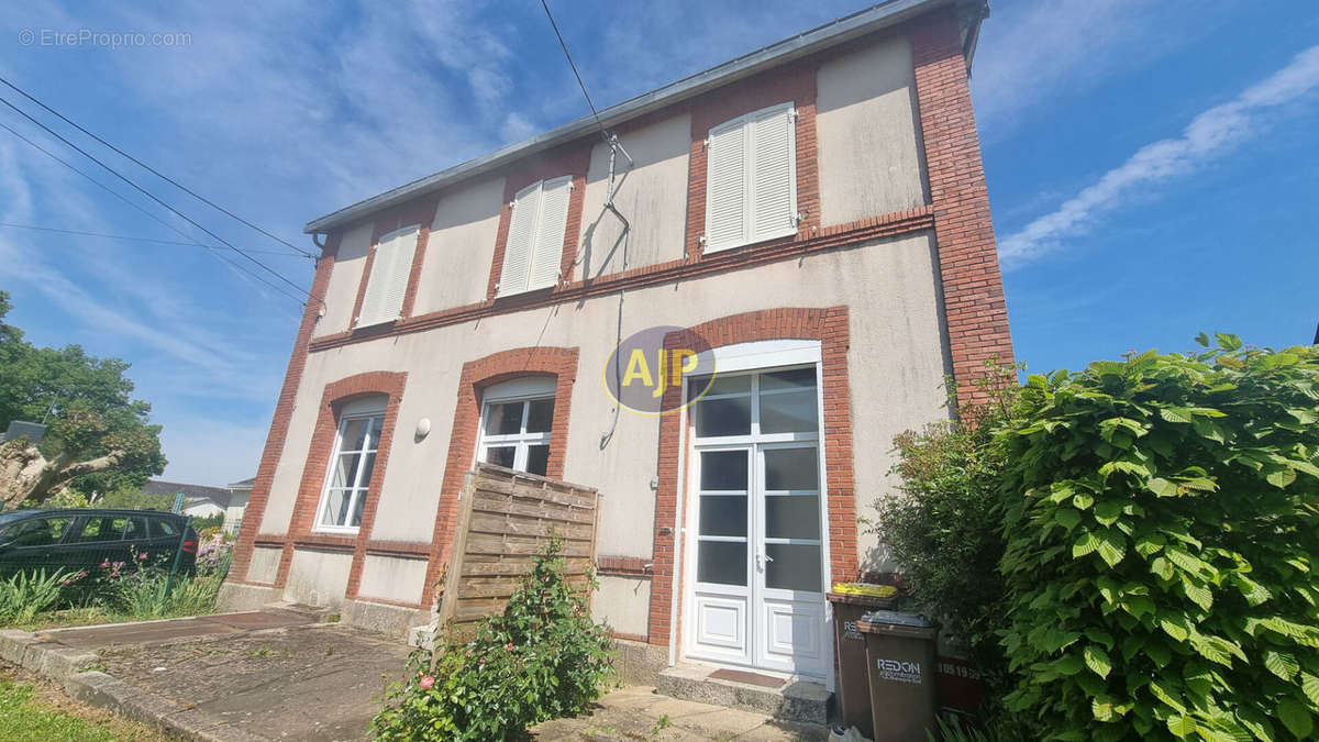 Appartement à GUEMENE-PENFAO