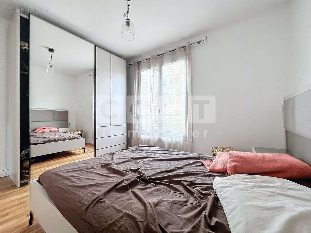 Appartement à ASNIERES-SUR-SEINE