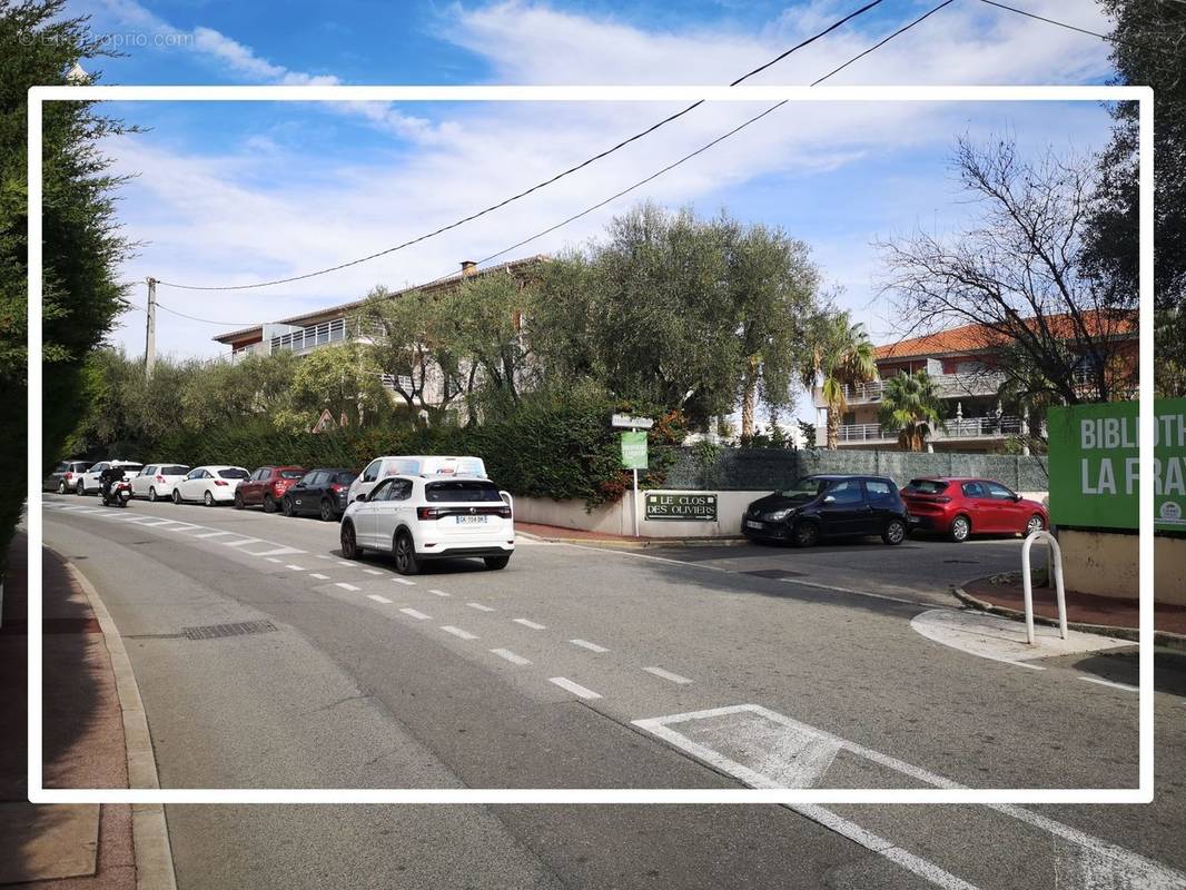 Parking à CANNES